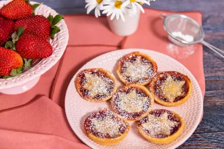 Sparkling Strawberry Jam Tarts